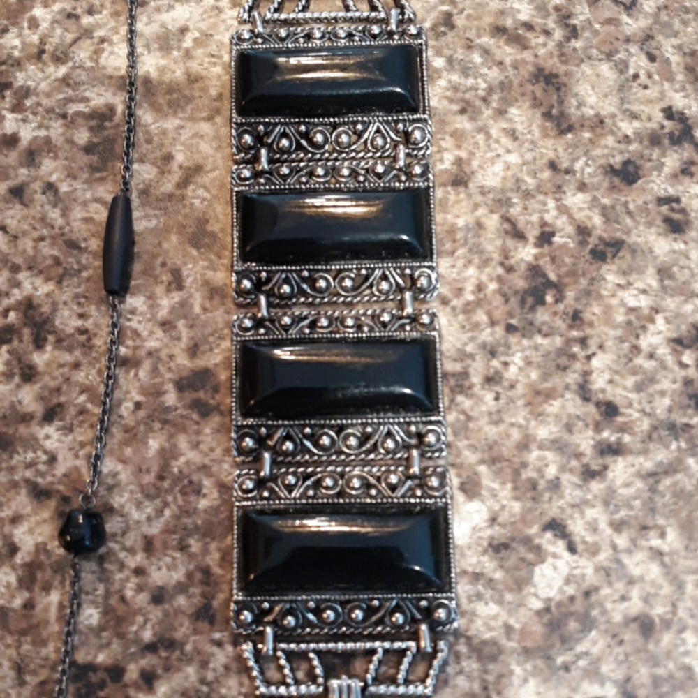 Bracelet and necklace
